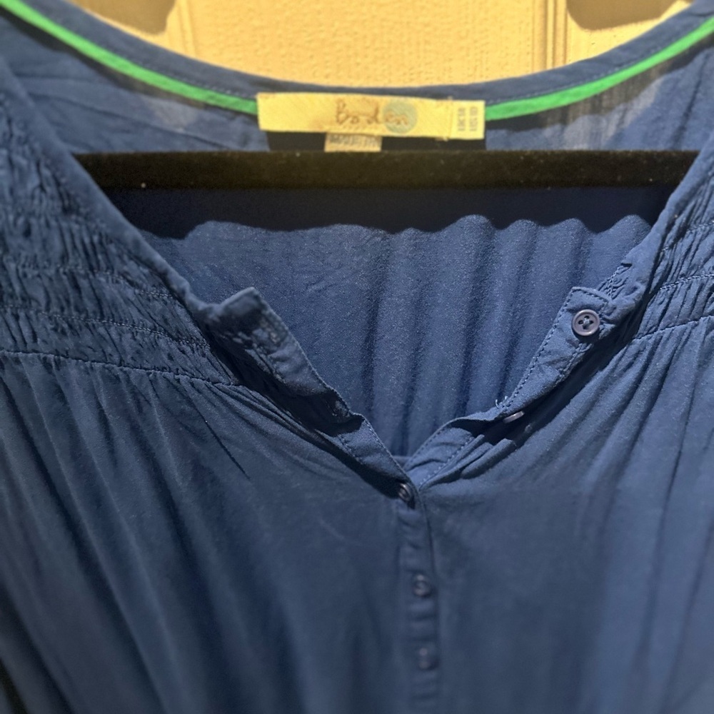 Boden Flowy Overlay Tank Top Sleeveless Navy Blue 100% Viscose Size US 10 Flowy - Picture 3 of 9